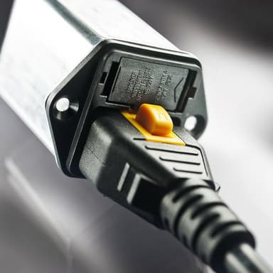 V Lock System V-Lock Connectors | SCHURTER
